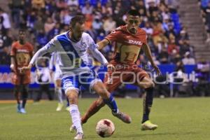 FÚTBOL . CLUB PUEBLA VS PUMAS