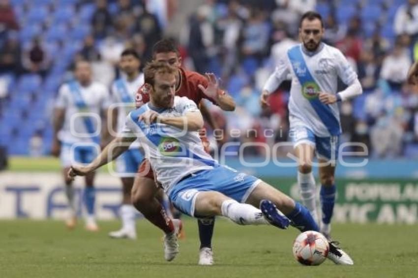 FÚTBOL . CLUB PUEBLA VS PUMAS