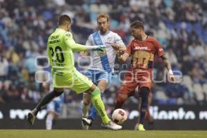 FÚTBOL . CLUB PUEBLA VS PUMAS