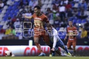 FÚTBOL . CLUB PUEBLA VS PUMAS