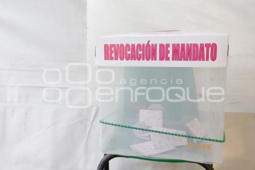 CONSULTA DE REVOCACIÓN DE MANDATO