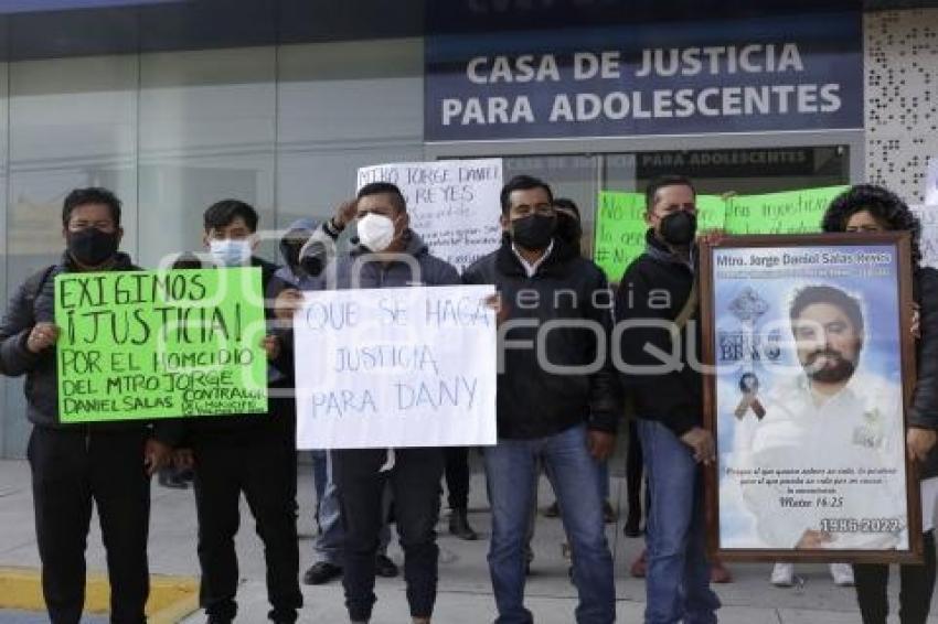 MANIFESTACIÓN . DANIEL SALAS