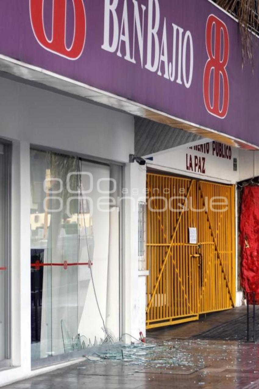 SEGURIDAD . VANDALISMO BANCO