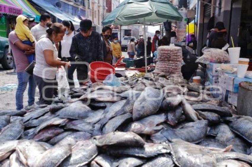 PESCADOS Y MARISCOS