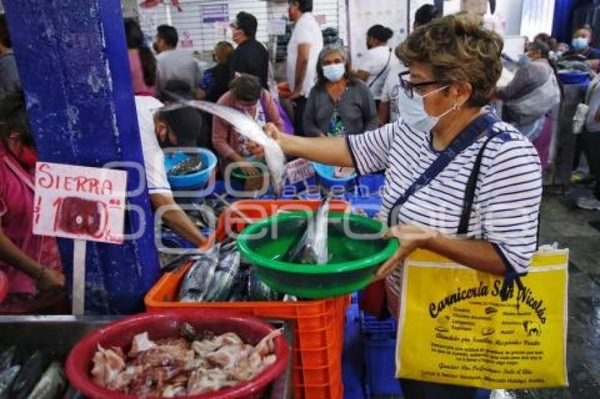 PESCADOS Y MARISCOS