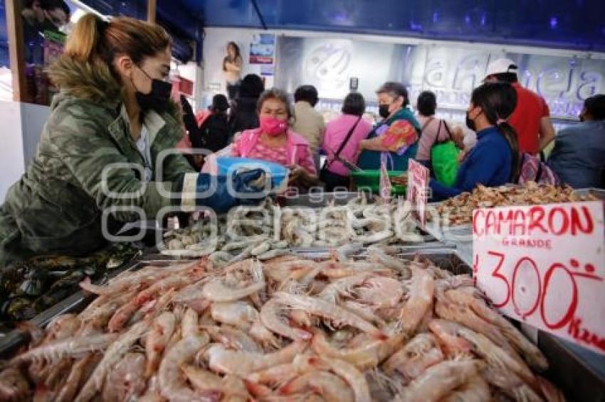 PESCADOS Y MARISCOS