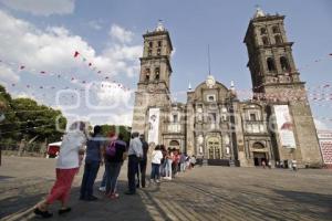 CATEDRAL . JUEVES SANTO