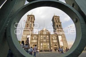 CATEDRAL . JUEVES SANTO