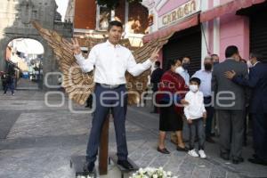 ESCULTURA . ALAS DE PUEBLA