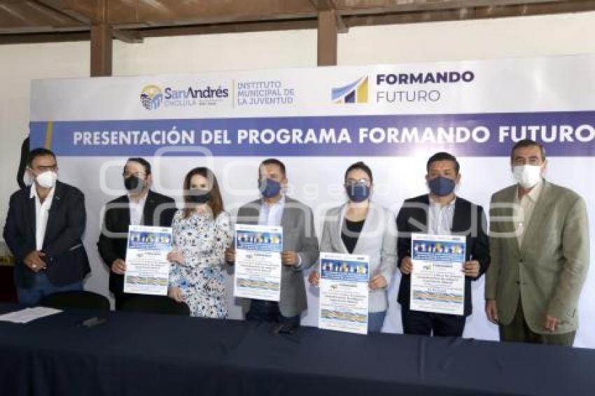 CHOLULA . PROGRAMA FORMANDO FUTURO
