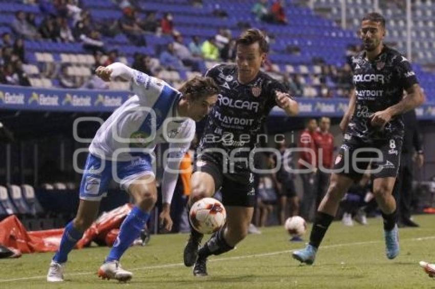 FÚTBOL . CLUB PUEBLA VS NECAXA