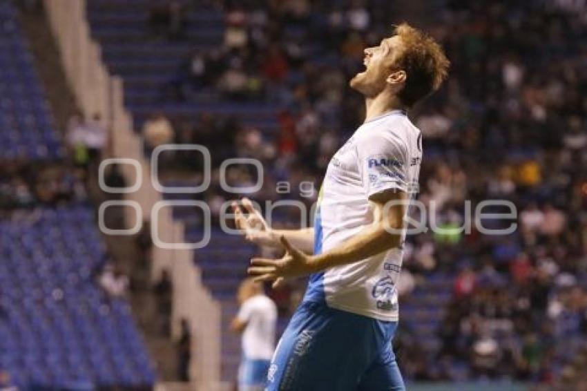 FÚTBOL . CLUB PUEBLA VS NECAXA