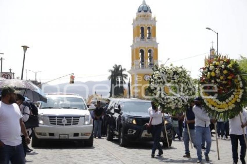 ACATLÁN . FUNERAL DIRECTOR SEGURIDAD