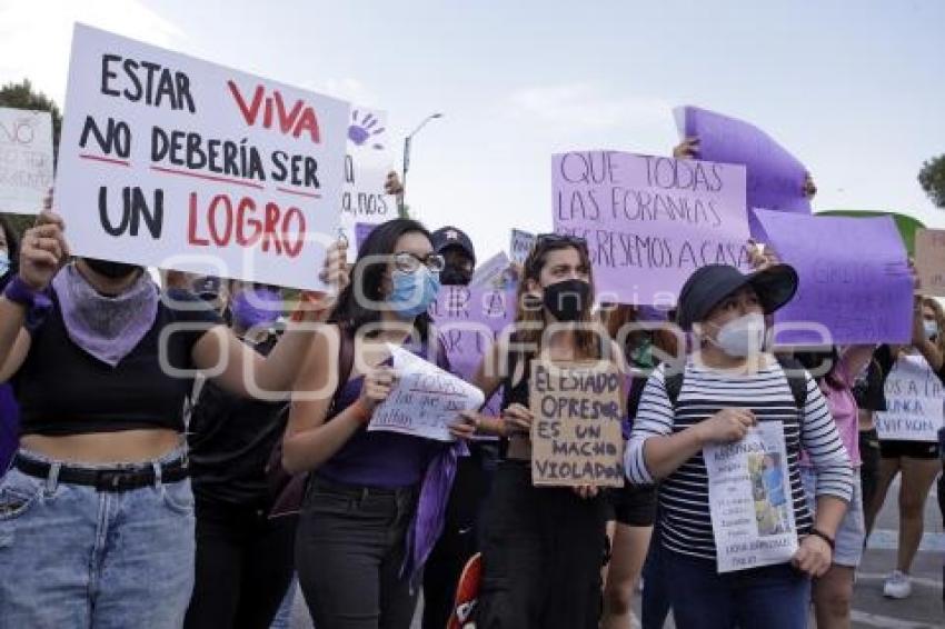 PROTESTA FEMINICIDIOS