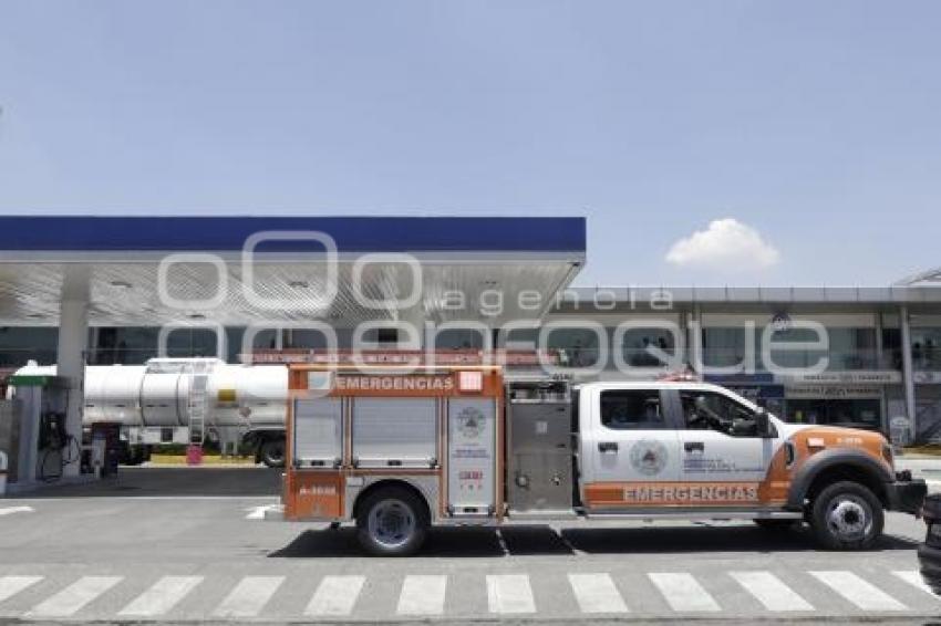 GASOLINERA . DERRAME DE COMBUSTIBLE