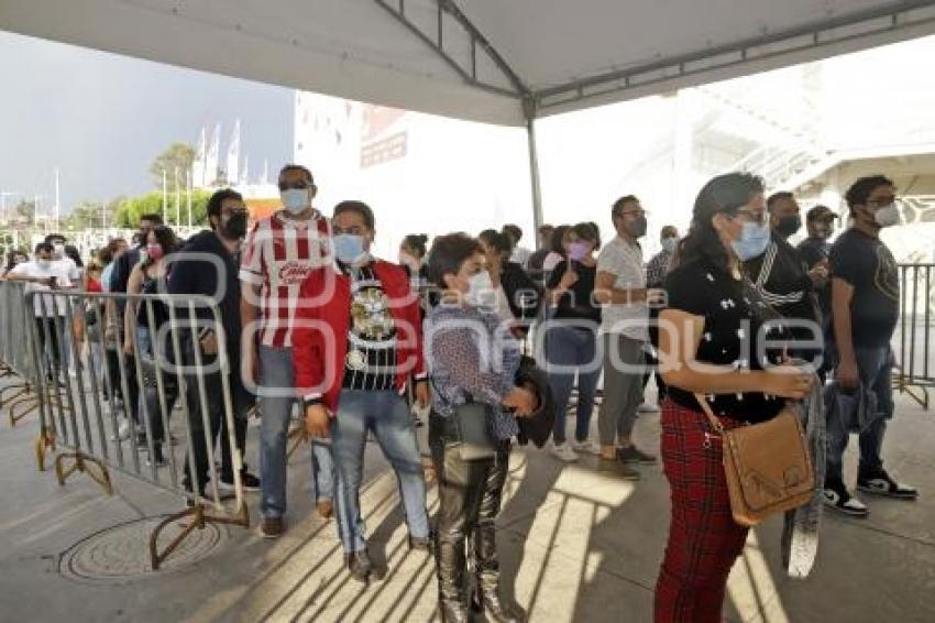 FERIA DE PUEBLA . FILAS