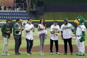 BÉISBOL . PERICOS VS BRAVOS