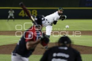 BÉISBOL . PERICOS VS BRAVOS