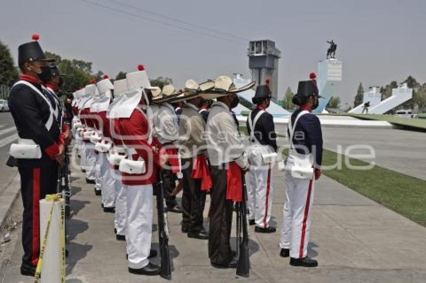 5 DE MAYO . ENSAYO