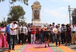 HUAQUECHULA . CELEBRACIÓN SANTA CRUZ