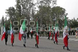 XXV ZONA MILITAR . ENSAYO DESFILE