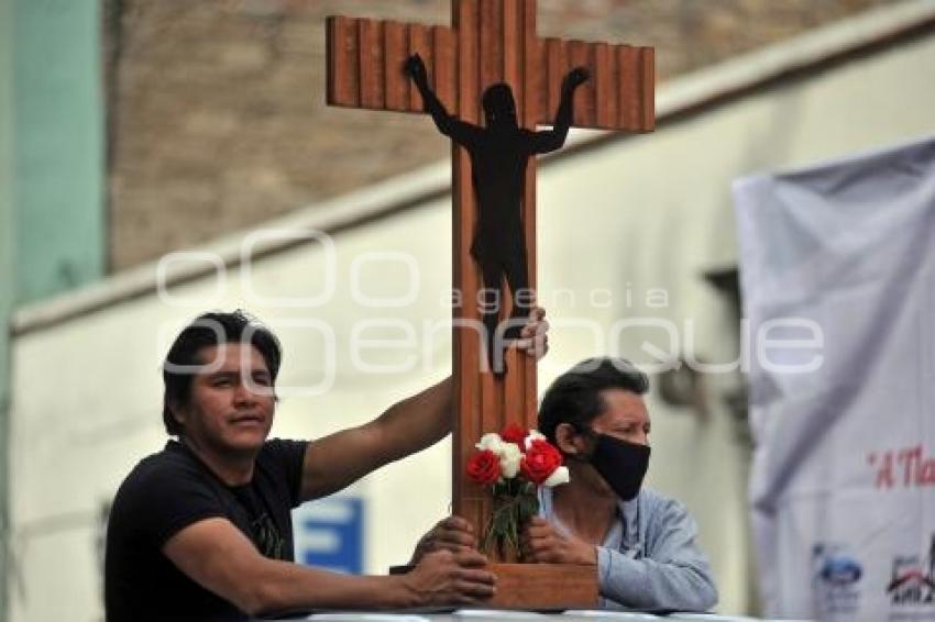 TLAXCALA . DESFILE DÍA DE LA SANTA CRUZ