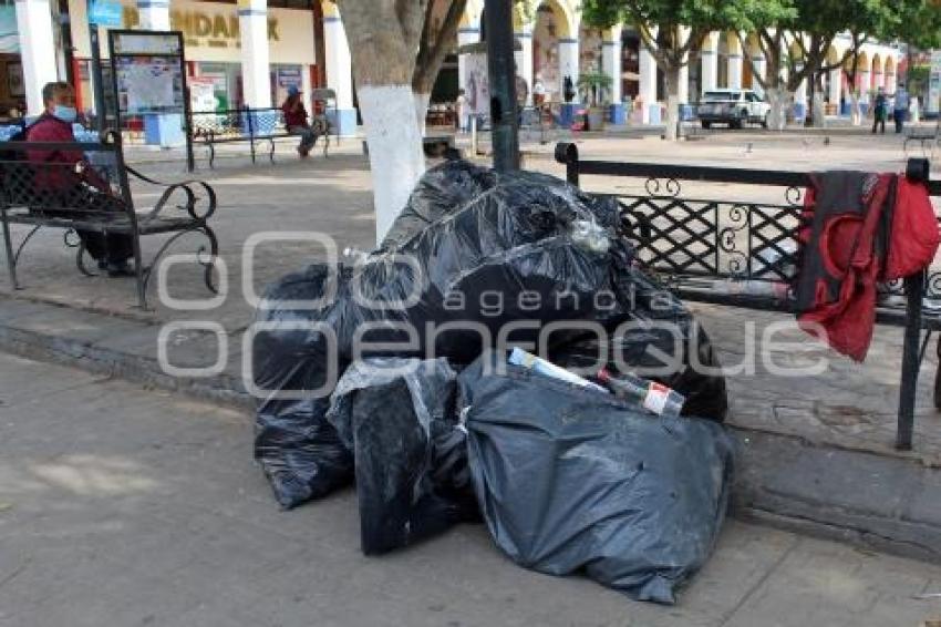 TEHUACÁN . BASURA