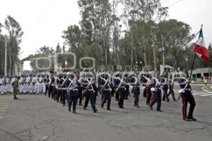 XXV ZONA MILITAR . ENSAYO DESFILE