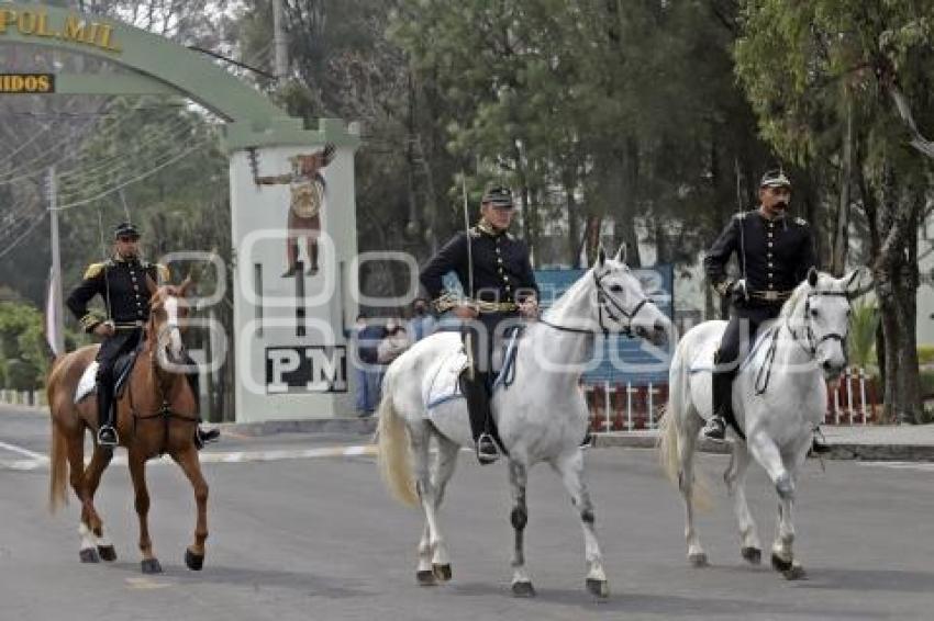 XXV ZONA MILITAR . ENSAYO DESFILE