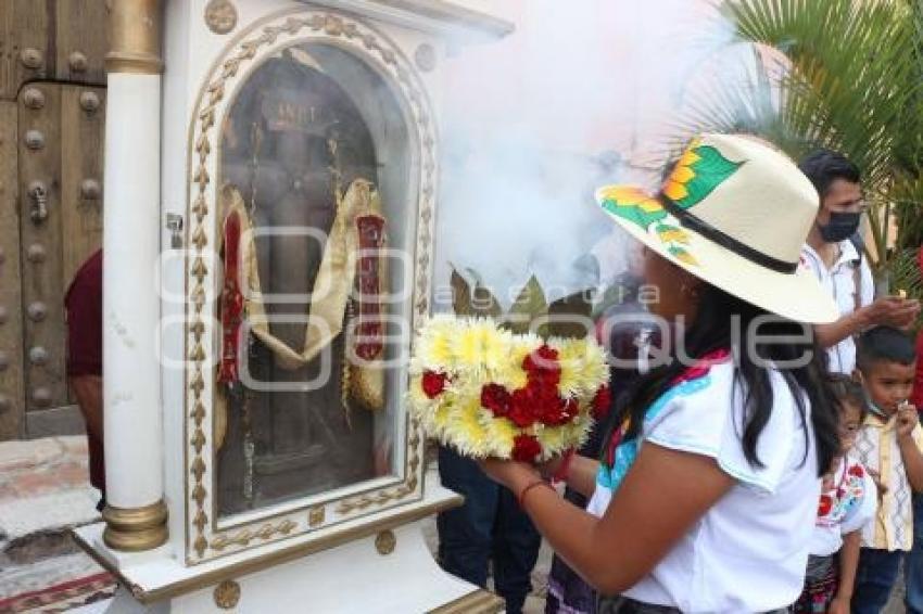 HUAQUECHULA . CELEBRACIÓN SANTA CRUZ