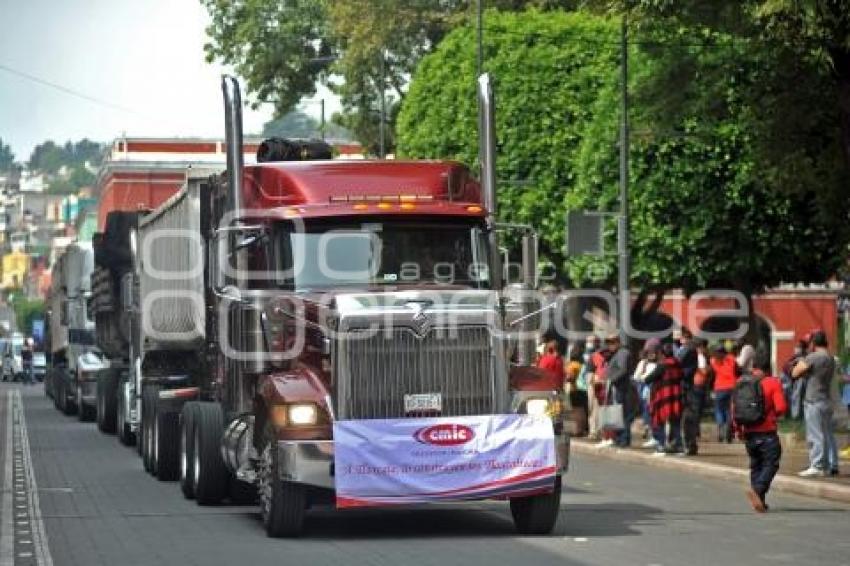 TLAXCALA . DESFILE DÍA DE LA SANTA CRUZ