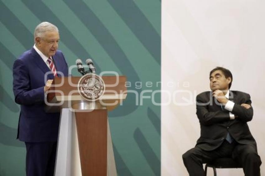 AMLO . MAÑANERA