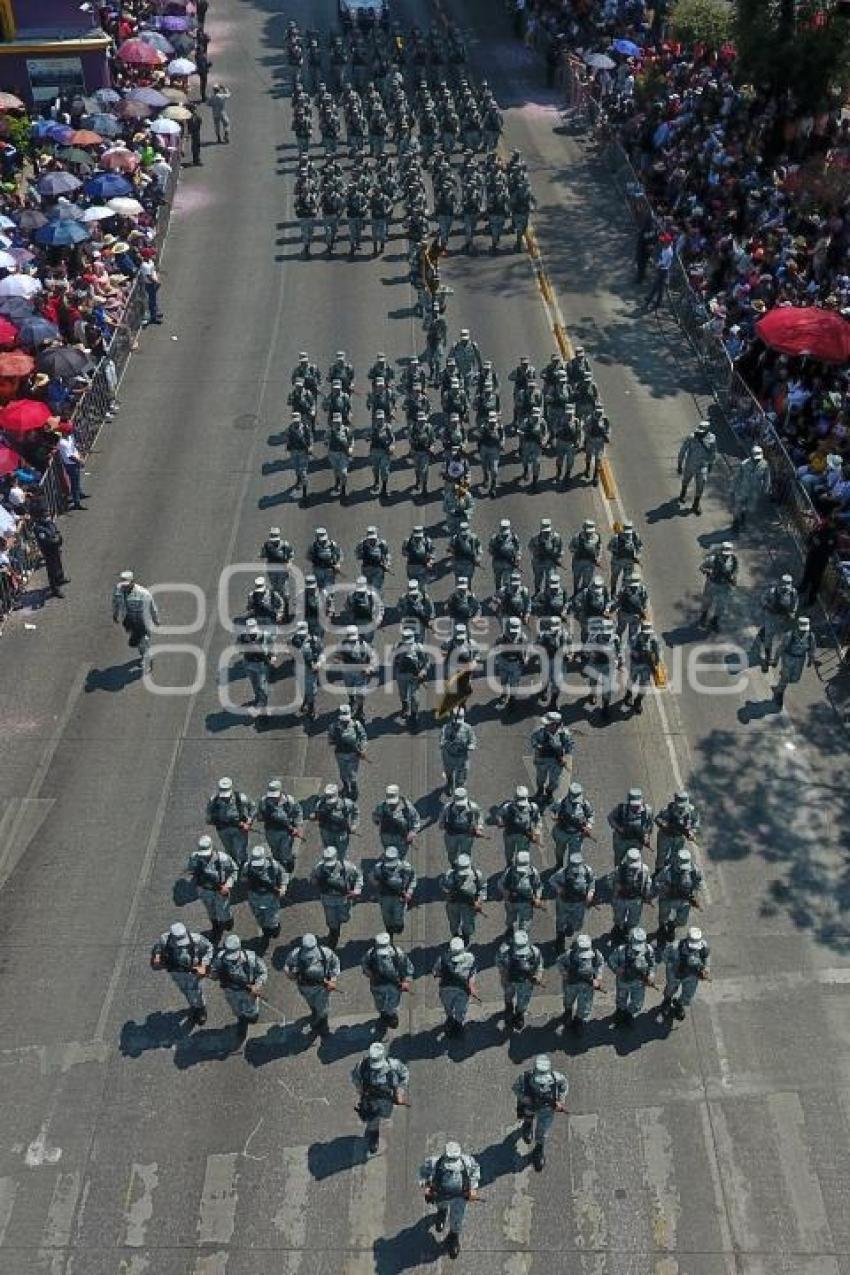 DESFILE 5 DE MAYO . DRON