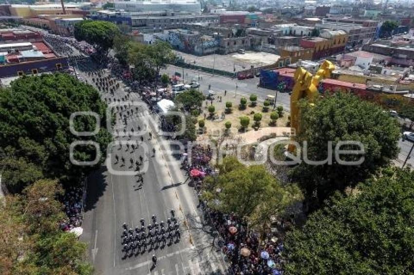 DESFILE 5 DE MAYO . DRON