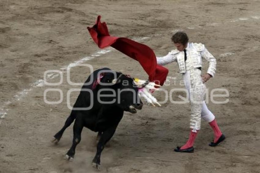 FERIA DE PUEBLA . TOROS