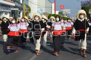 TEHUACÁN . DESFILE 5 DE MAYO