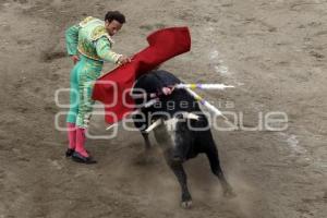 FERIA DE PUEBLA . TOROS