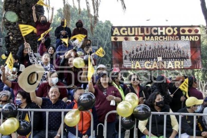 DESFILE 5 DE MAYO . PORRA