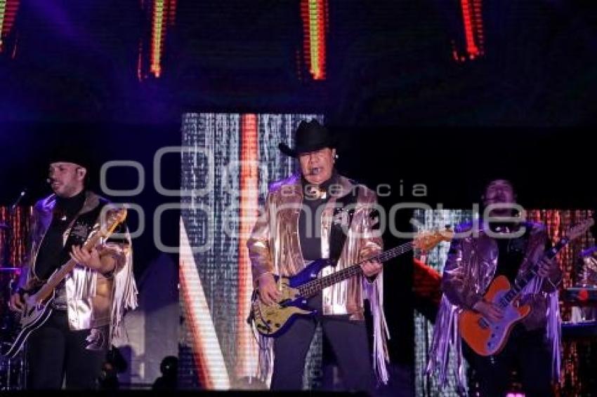 FERIA DE PUEBLA . GRUPO BRONCO