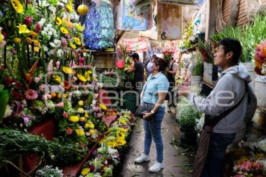 FLORES . DÍA DE LAS MADRES