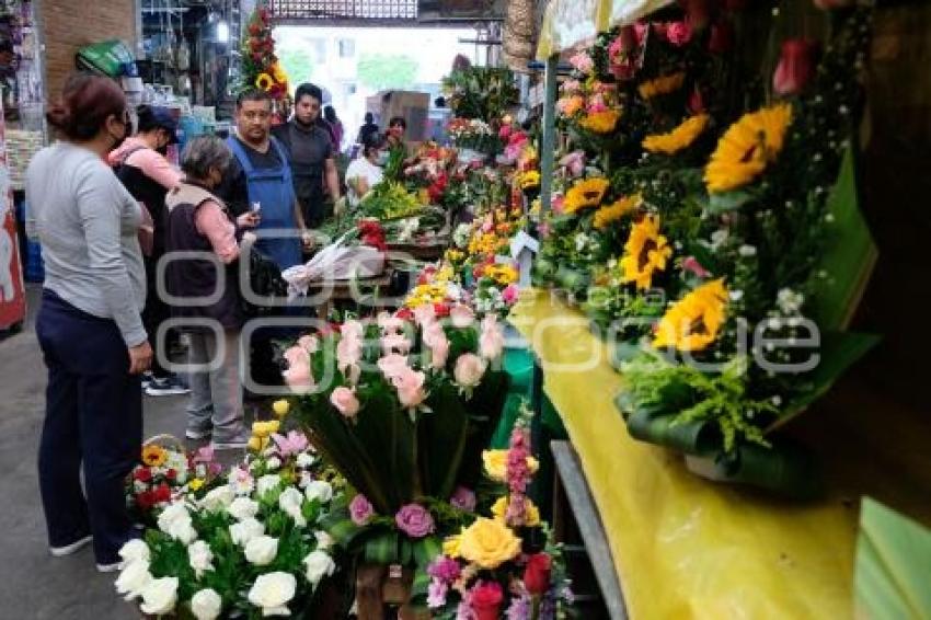 FLORES . DÍA DE LAS MADRES