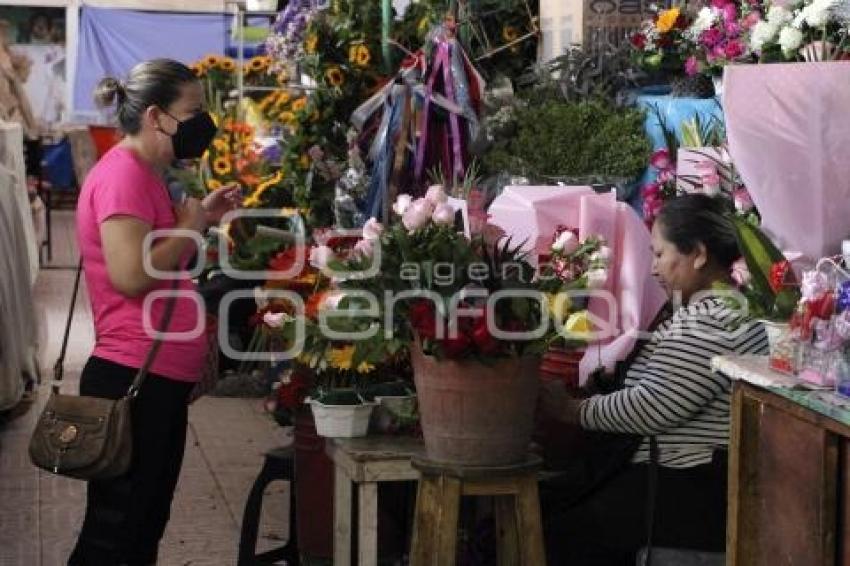 ATLIXCO . VENTA DE FLORES