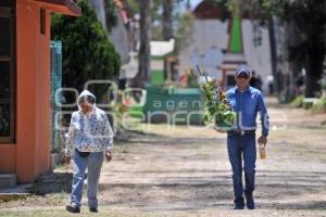 TLAXCALA . PANTEÓN DÍA DE LAS MADRES