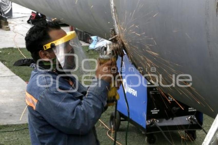 INSTALACIÓN BANDERA MONUMENTAL