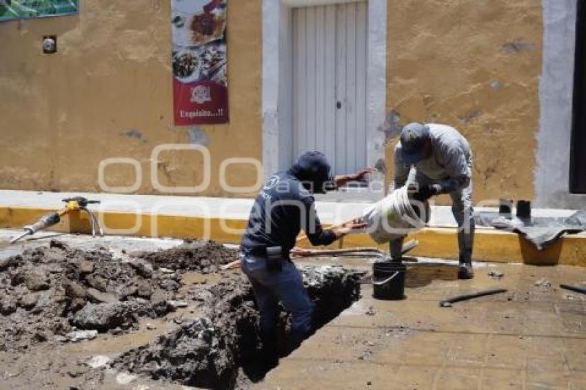 SAN PEDRO CHOLULA . FUGA DE AGUA