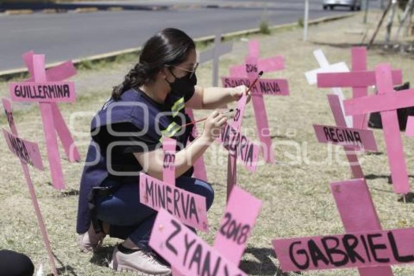 PROTESTA . FEMINICIDIOS