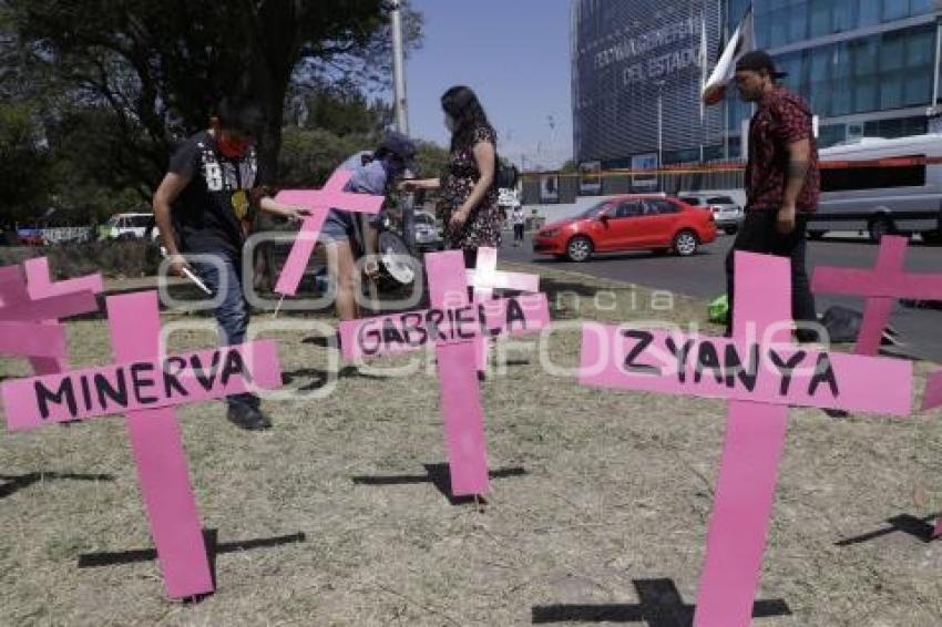 PROTESTA . FEMINICIDIOS