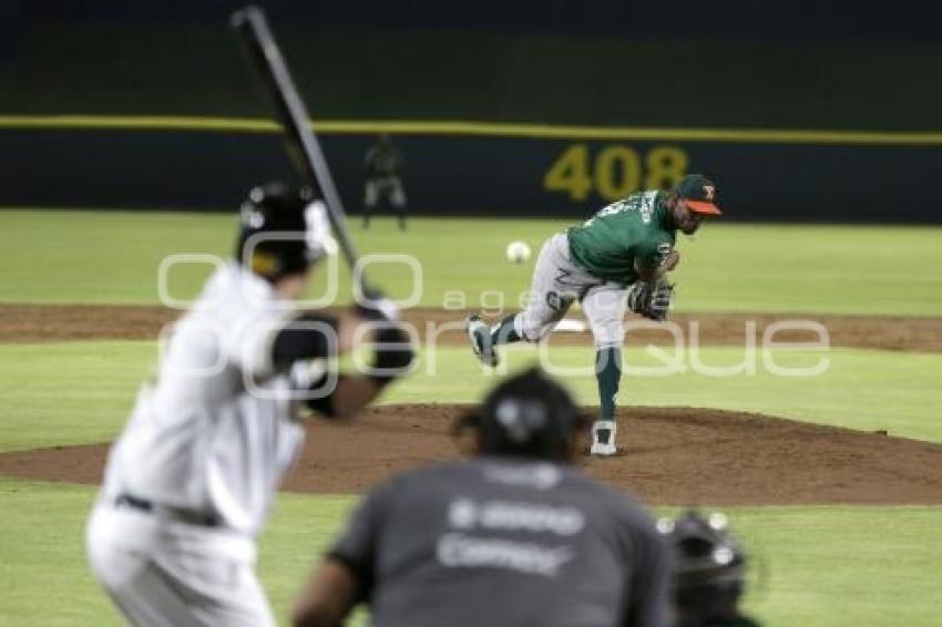 BÉISBOL . PERICOS VS LEONES