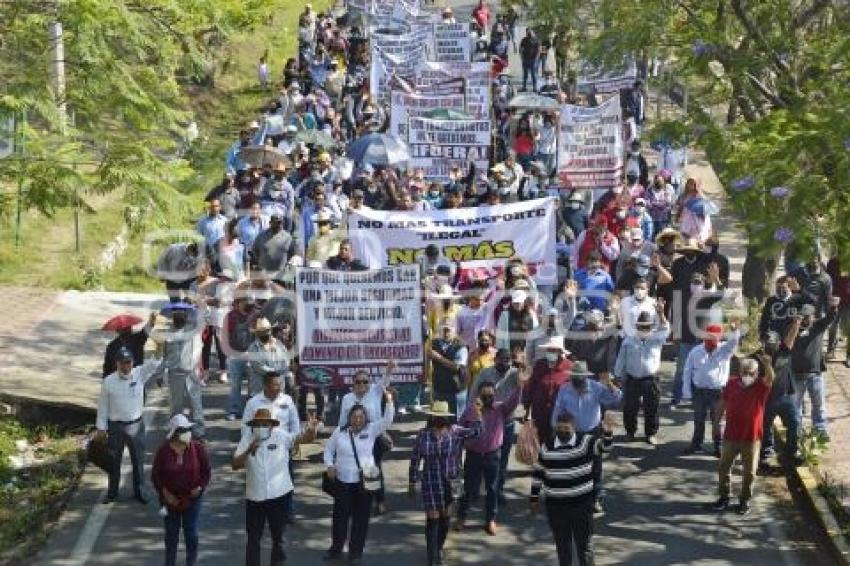 TLAXCALA . MANIFESTACIÓN TRANSPORTISTAS