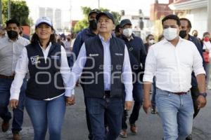 EDMUNDO TLATEHUI . CAMINATA CON RUMBO